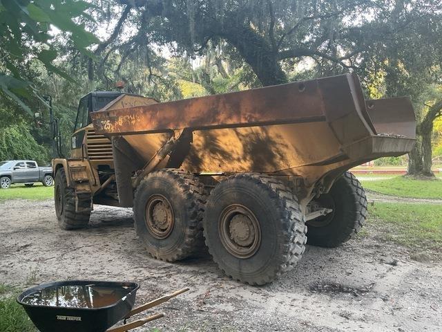 CAT 725 Transportoare articulate