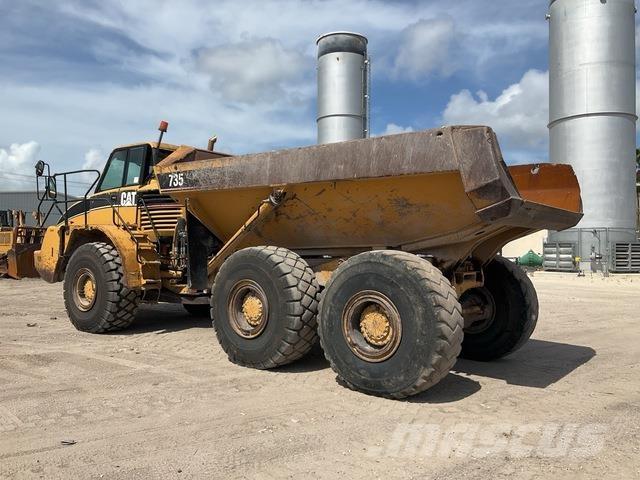 CAT 735 Transportoare articulate