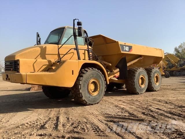 CAT 740 Transportoare articulate