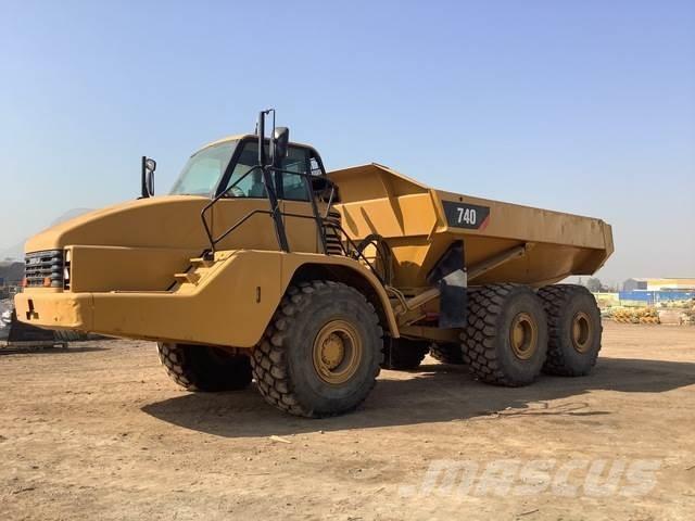 CAT 740 Transportoare articulate