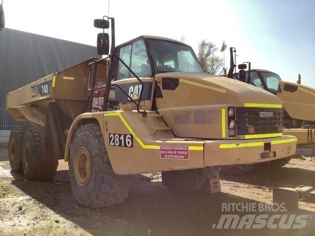 CAT 740 Transportoare articulate