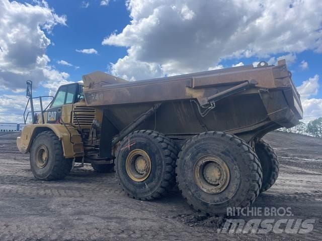 CAT 740 Transportoare articulate