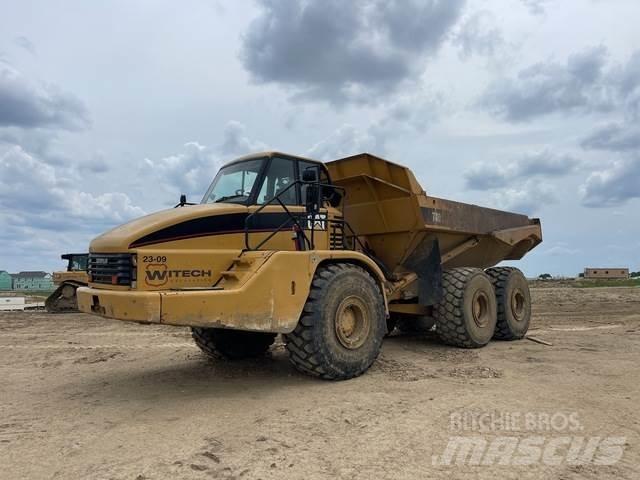 CAT 740 Transportoare articulate