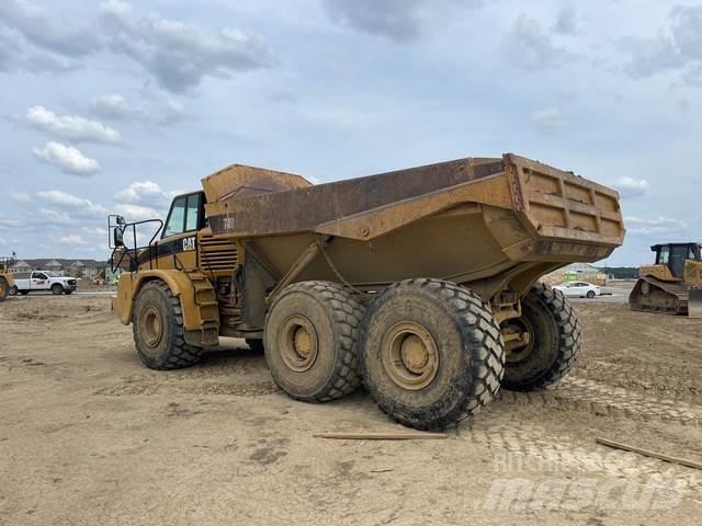CAT 740 Transportoare articulate