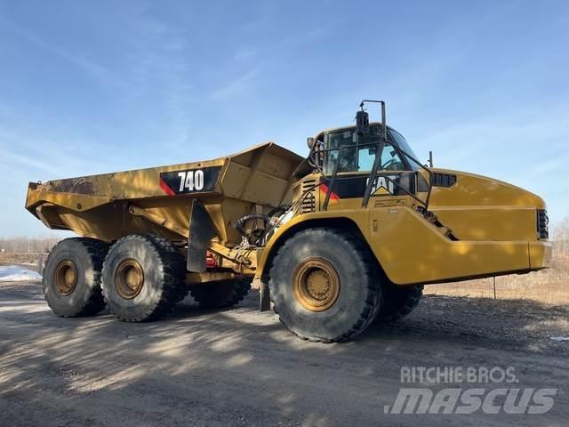 CAT 740 Transportoare articulate