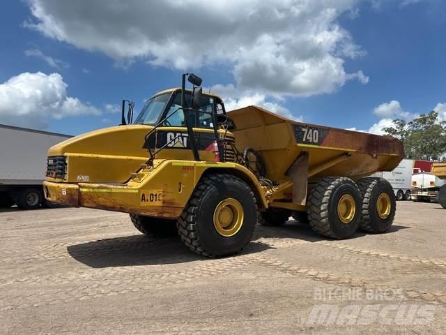 CAT 740 Transportoare articulate