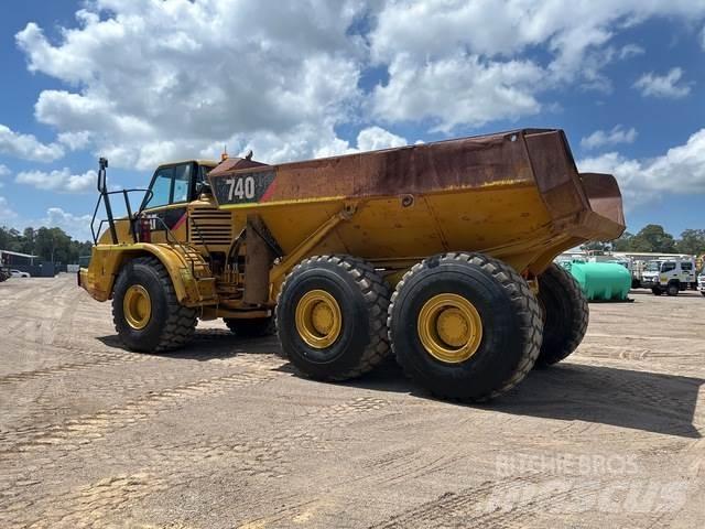 CAT 740 Transportoare articulate