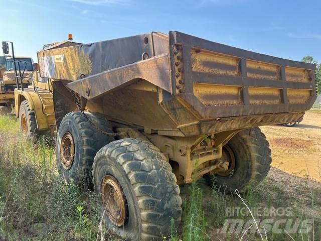 CAT 740 Transportoare articulate