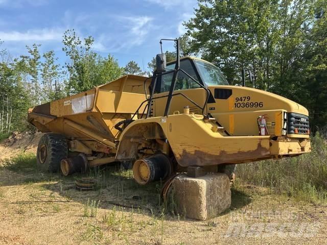 CAT 740 Transportoare articulate