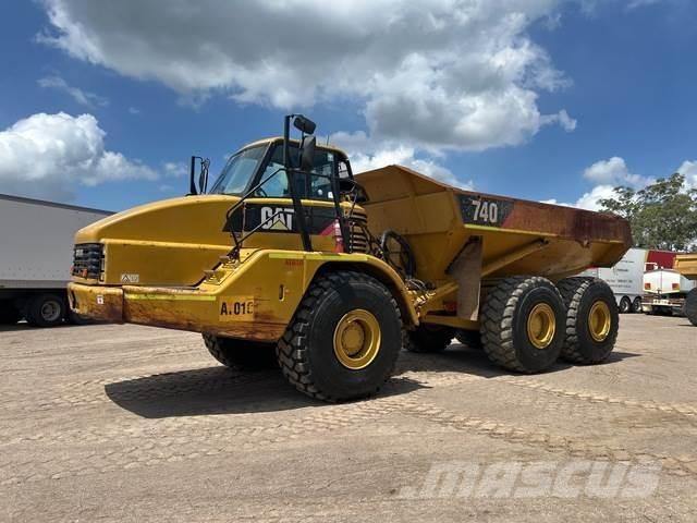 CAT 740 Transportoare articulate
