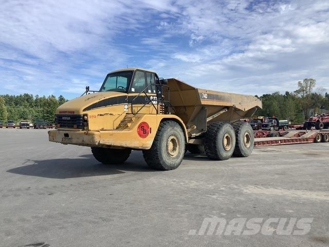 CAT 740 Transportoare articulate