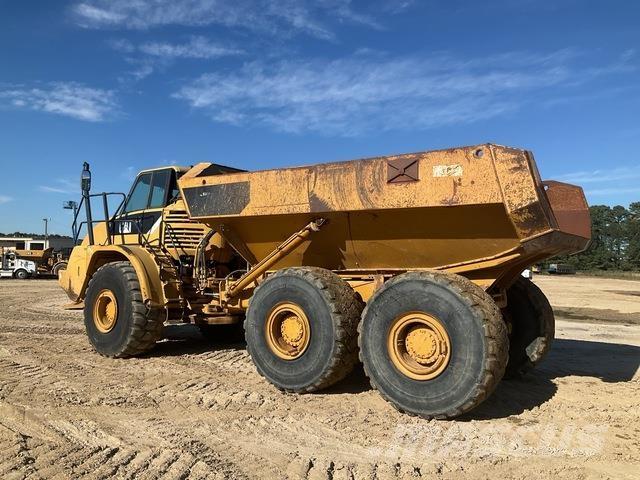 CAT 740 Transportoare articulate