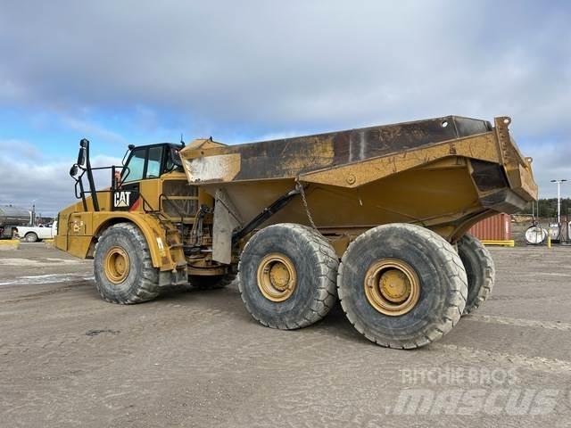 CAT 740B Transportoare articulate