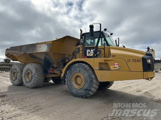CAT 740B Transportoare articulate