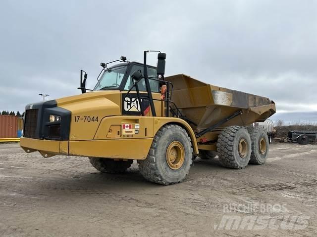 CAT 740B Transportoare articulate