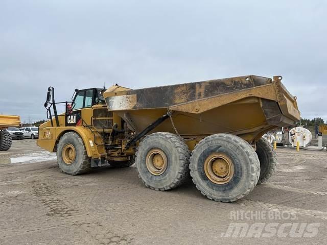 CAT 740B Transportoare articulate