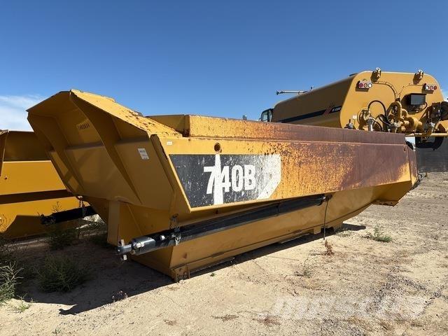 CAT 740B Transport - Altele