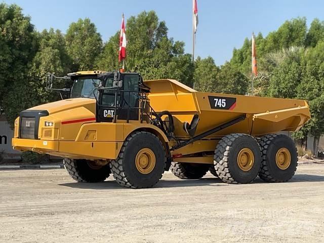 CAT 745 Transportoare articulate