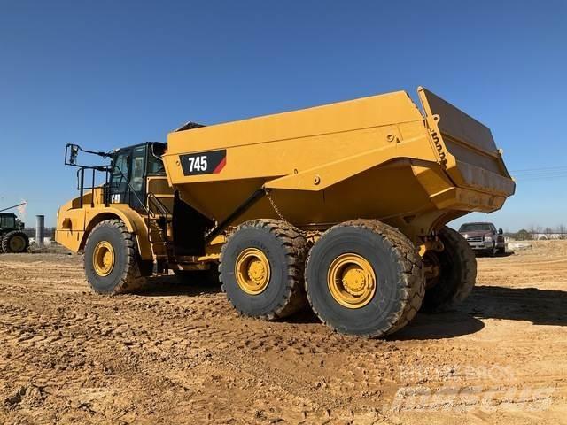 CAT 745 Transportoare articulate