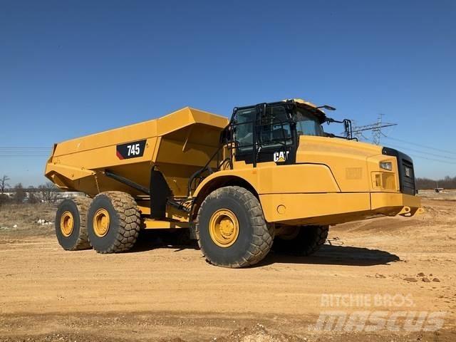 CAT 745 Transportoare articulate