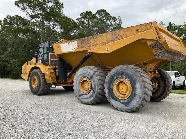 CAT 745 Transportoare articulate