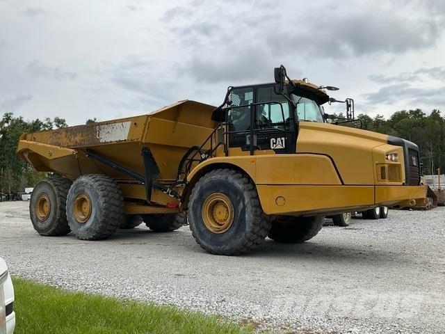 CAT 745 Transportoare articulate