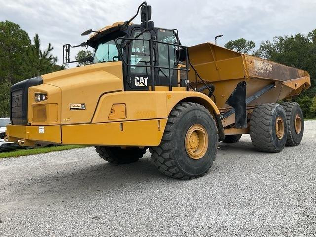 CAT 745 Transportoare articulate