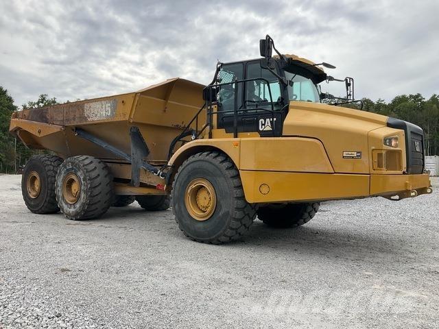 CAT 745 Transportoare articulate