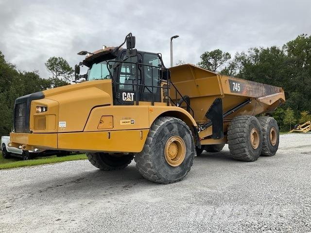 CAT 745 Transportoare articulate