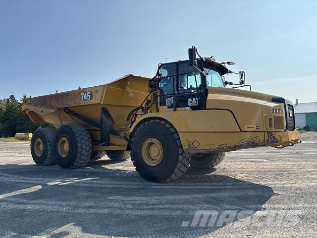 CAT 745 Transportoare articulate