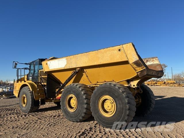 CAT 745 Transportoare articulate