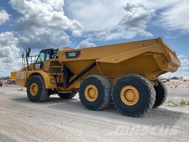 CAT 745C Transportoare articulate