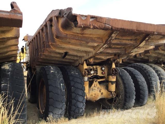 CAT 777 Transportoare articulate