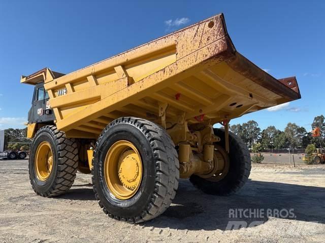 CAT 777E Transportoare articulate