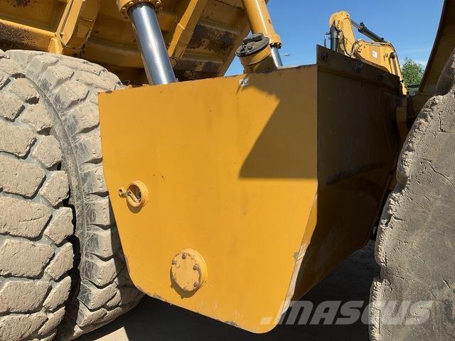 CAT 777F Transportoare articulate