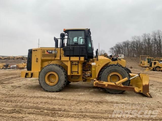 CAT 814K buldozere pe roti