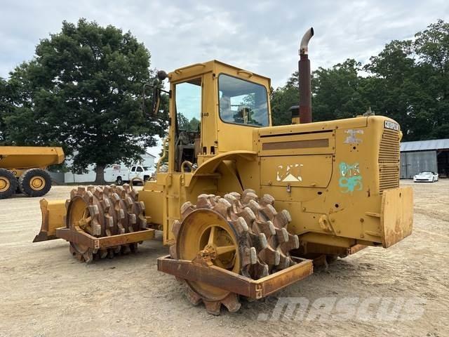 CAT 815 Compactoare sol