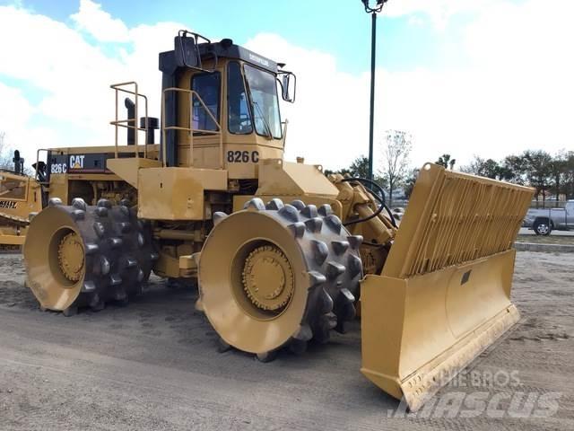 CAT 826C Compactoare sol