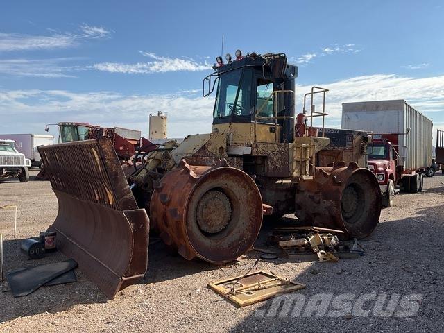 CAT 826C Compactoare sol