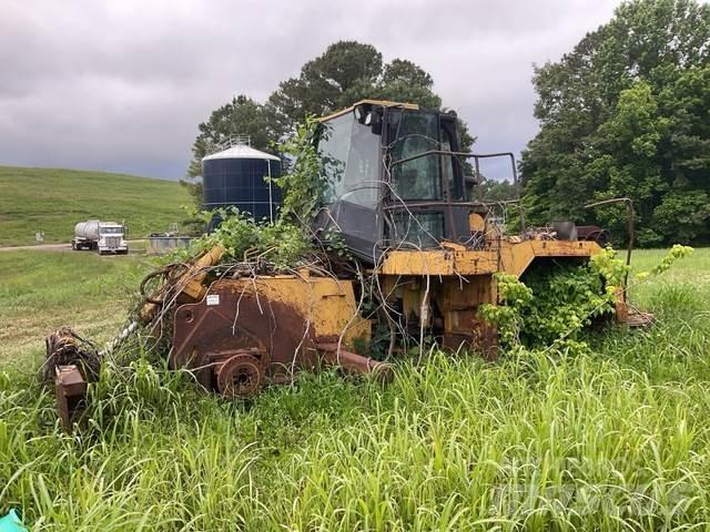 CAT 826G Compactoare sol