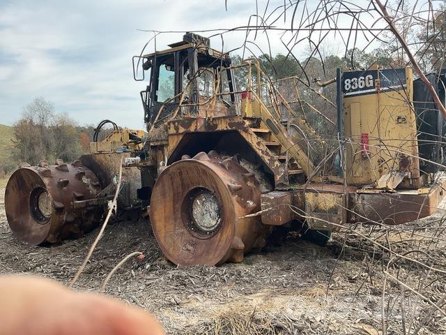 CAT 836G Compactoare sol