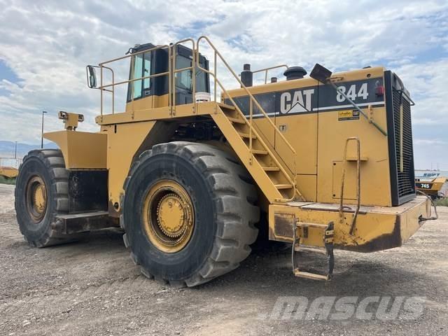 CAT 844H buldozere pe roti