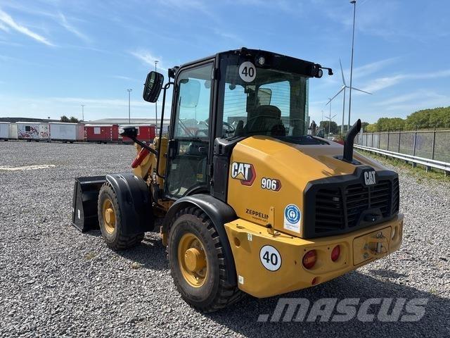 CAT 906 Incarcator pe pneuri