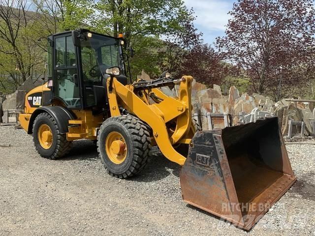 CAT 907H Incarcator pe pneuri