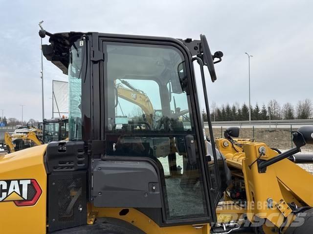 CAT 908 Incarcator pe pneuri