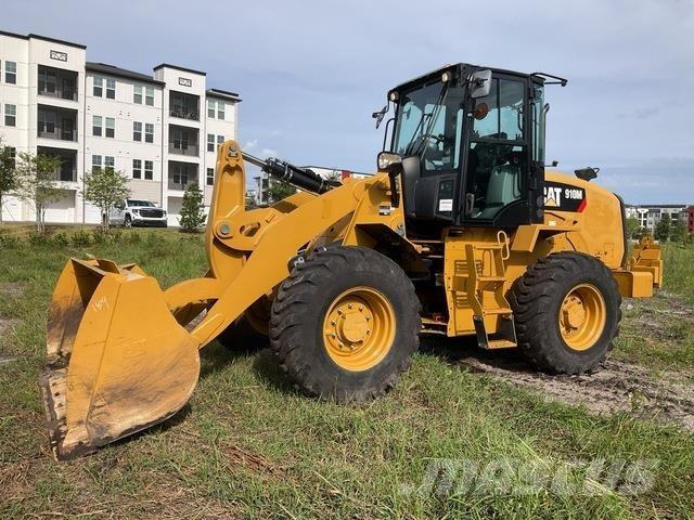 CAT 910M Incarcator pe pneuri