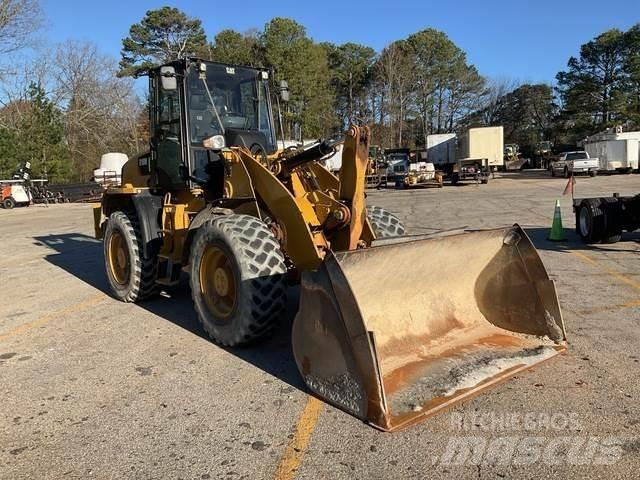 CAT 918M Incarcator pe pneuri
