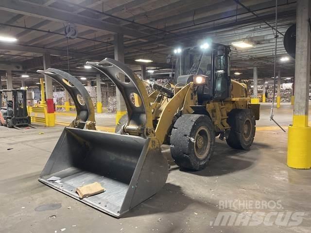 CAT 920 Incarcator pe pneuri