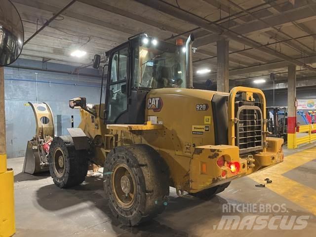 CAT 920 Incarcator pe pneuri