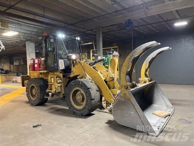 CAT 920 Incarcator pe pneuri